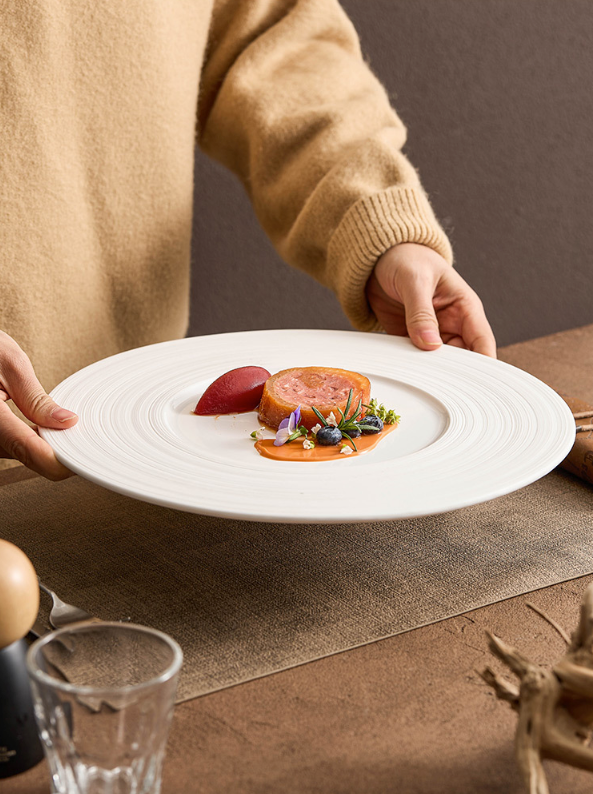 Wide-Rim Brushed Ceramic Plate – Elegant Flat Dish for Fine Dining-3