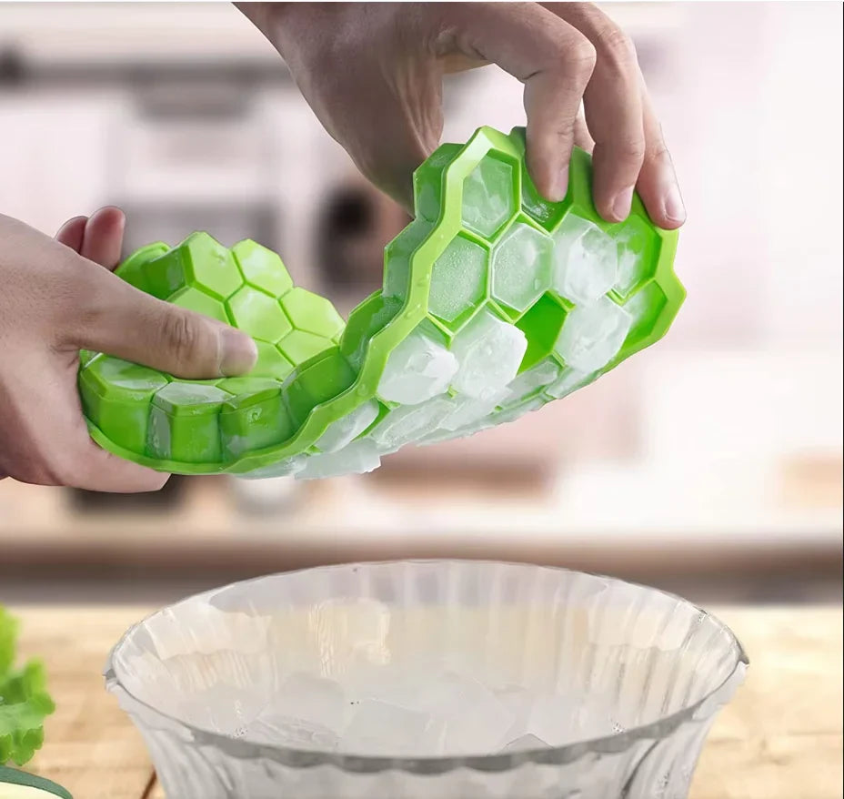 NNEOBA 2 pcs Silicone Honeycomb Ice Cube Tray with Lid-3